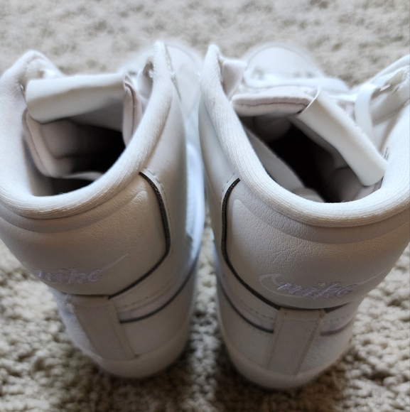 Wmns Nike Blazer Victory Mid Summit White Light Cream Brand New Sz 8 - Picture 6 of 8